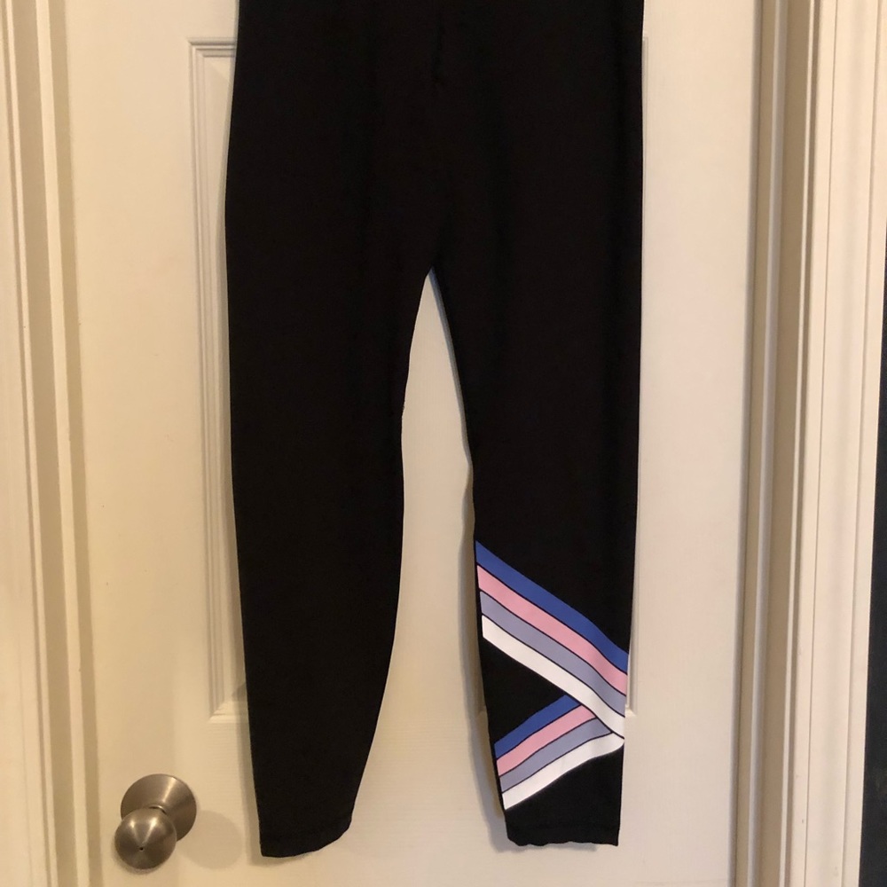 Black patterned legging